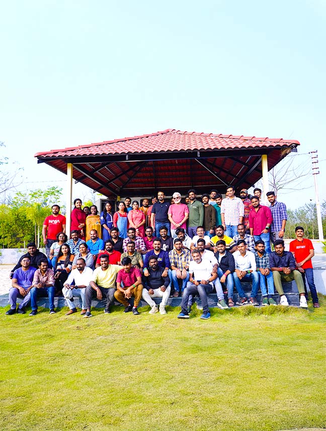 Friends and family get-together at Go Ranch Resort – outdoor venue for casual events