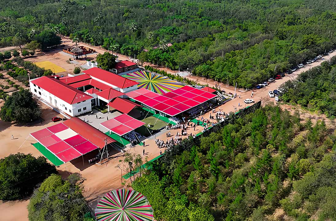 Aerial view of Go Ranch Resort’s outdoor wedding venue surrounded by lush greenery — one of the most popular destination wedding resorts near Hyderabad, Telangana.